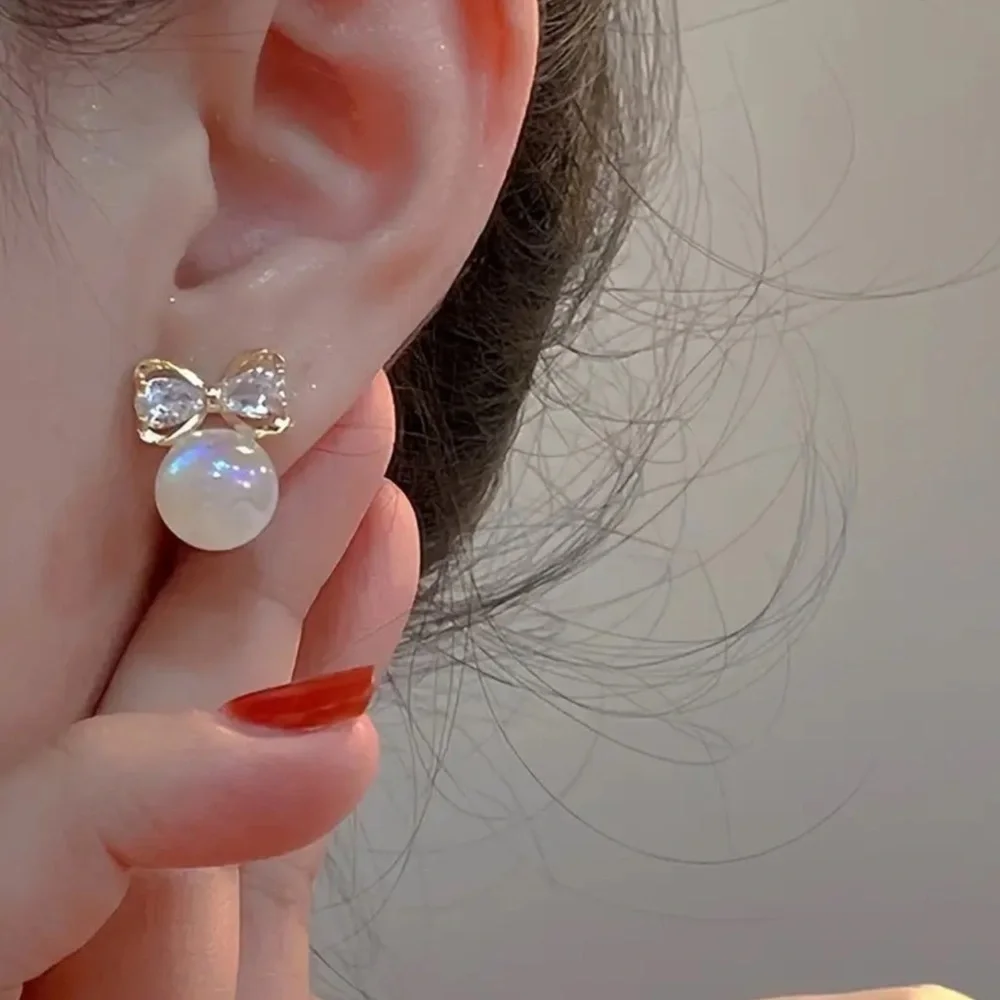 Elegant Gold and White Bow Earrings. Christmas Earrings. Party / daily earrings